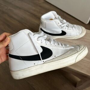 Nike Blazer Mid ‘77 (Women’s)